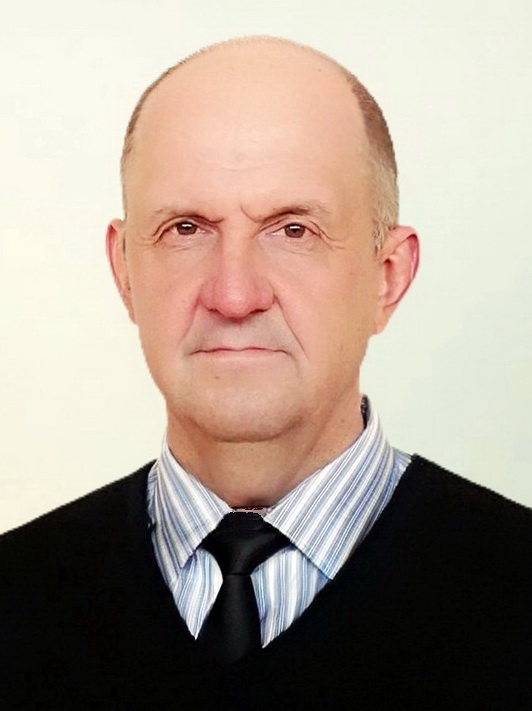 Титов Андрей Владимирович.